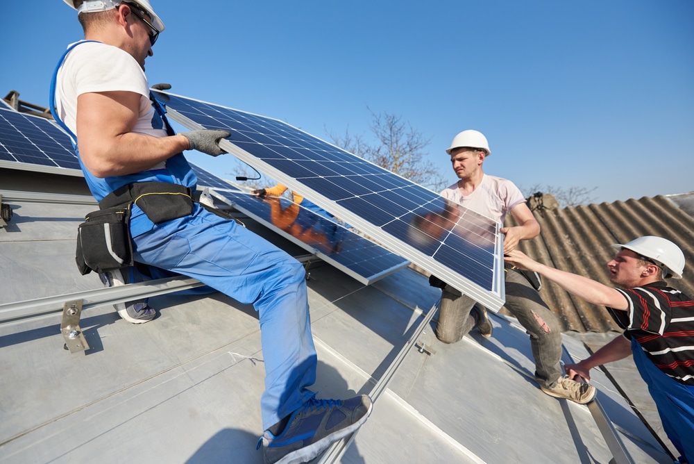 Die Kraft der Sonne nutzen: Tipps für die Installation einer PV-Anlage