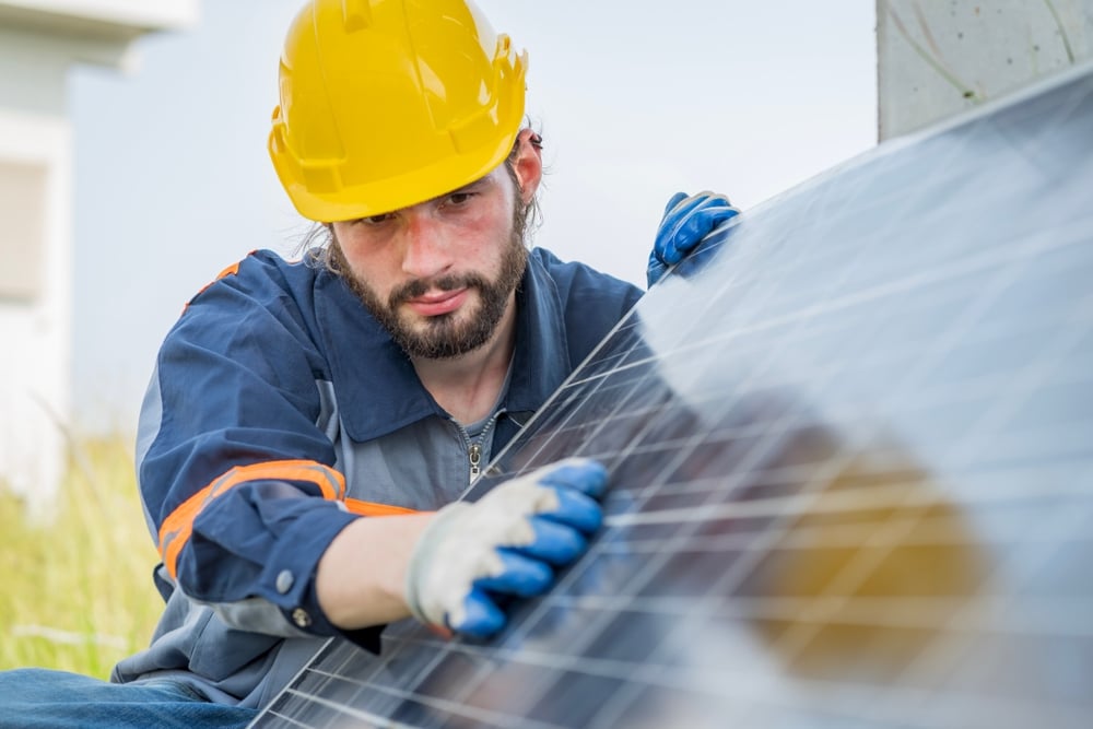 Wie Sie den richtigen Solaranlagen-Anbieter finden